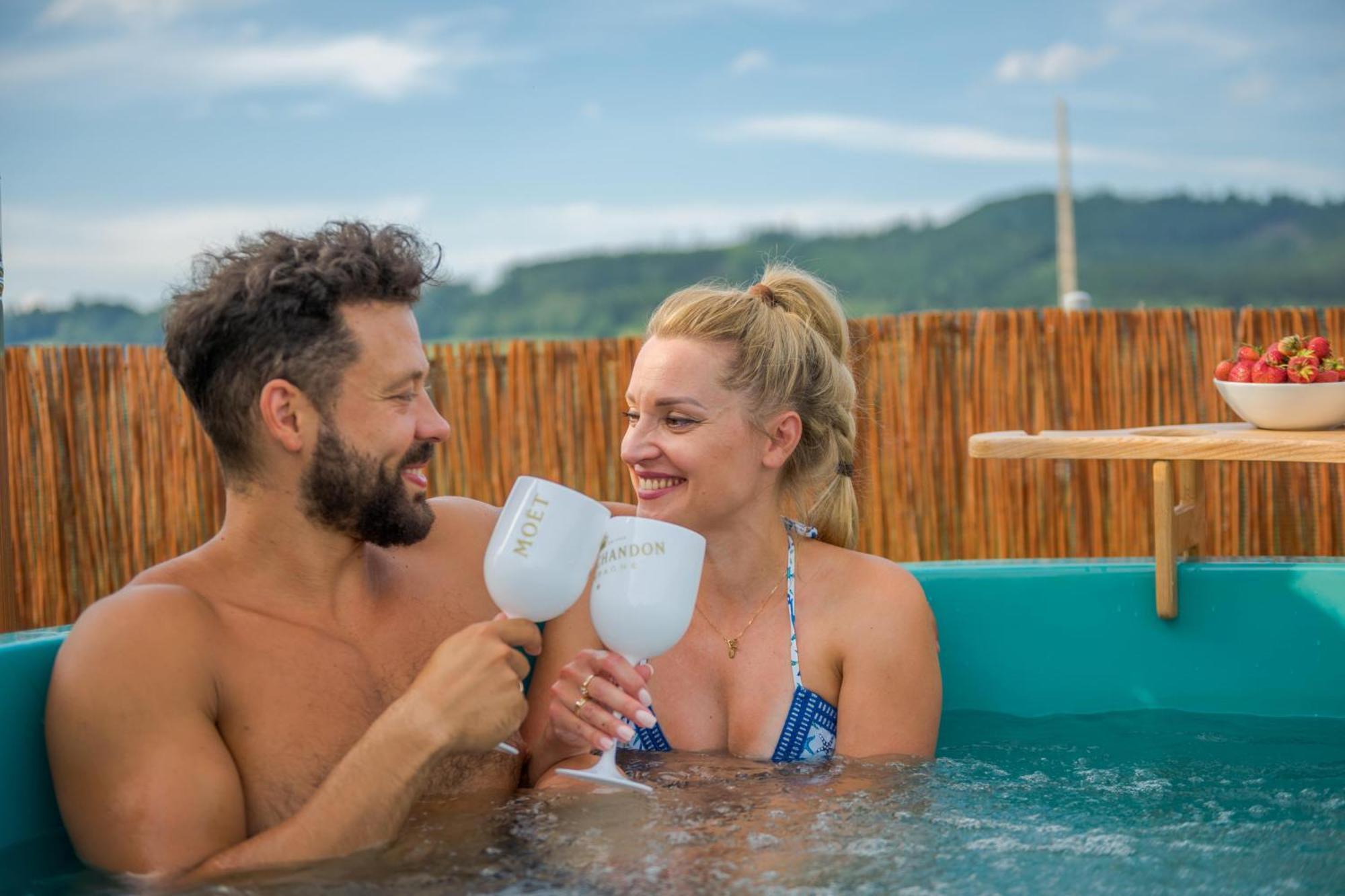 Rajska Polana Domki Premium ,Na Odludziu Z Prywatna Balia Z Jacuzzi I Sauna ,Cisza,Rowery Elektryczne,Gory,Astroprzygoda,- Adrspach, Skalne Miasto, Zamek Ksiaz,Andrzejowka,Karpacz, Sniezka,Janskie Laznie,Pec Mieroszow Екстер'єр фото